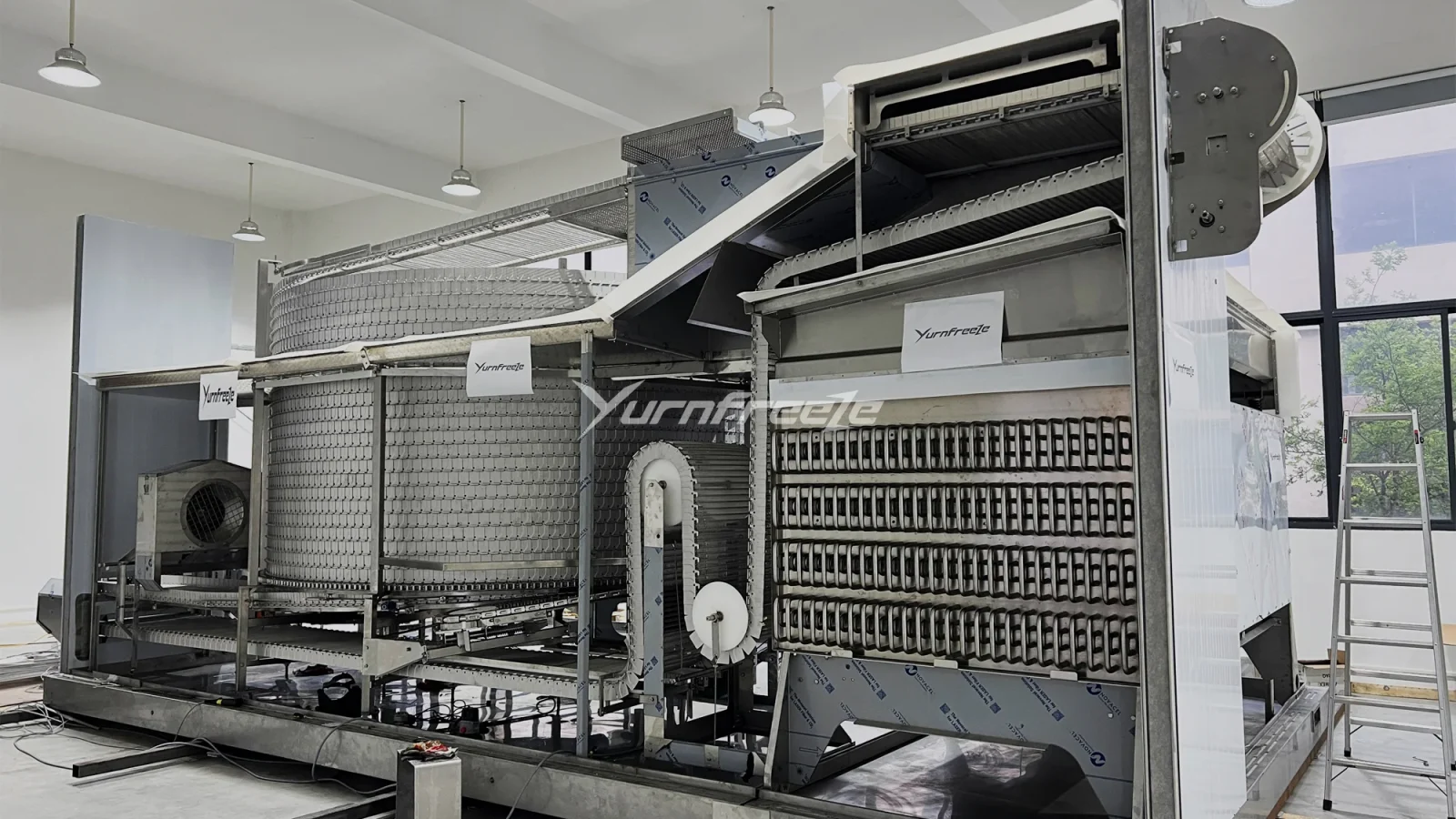 self-stacking spiral freezer